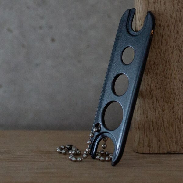 Öffner für Behälter | Schwarz